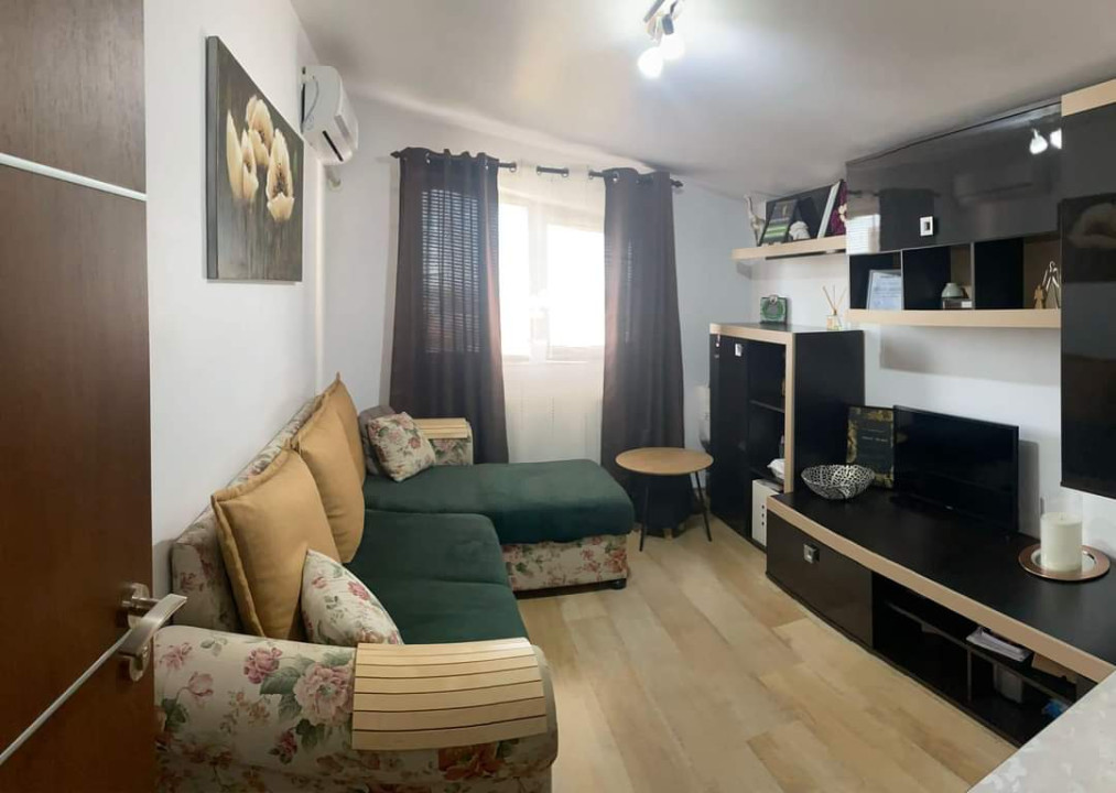 Apartament 3 camere decomandat etaj 4/4 Bragadiru