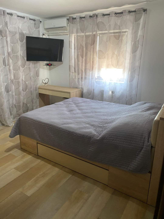 Apartament 3 camere decomandat etaj 4/4 Bragadiru