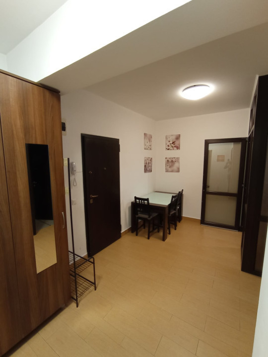 Apartament 2 camere decomandat etaj 3/7 ,metrou N.Grigorescu