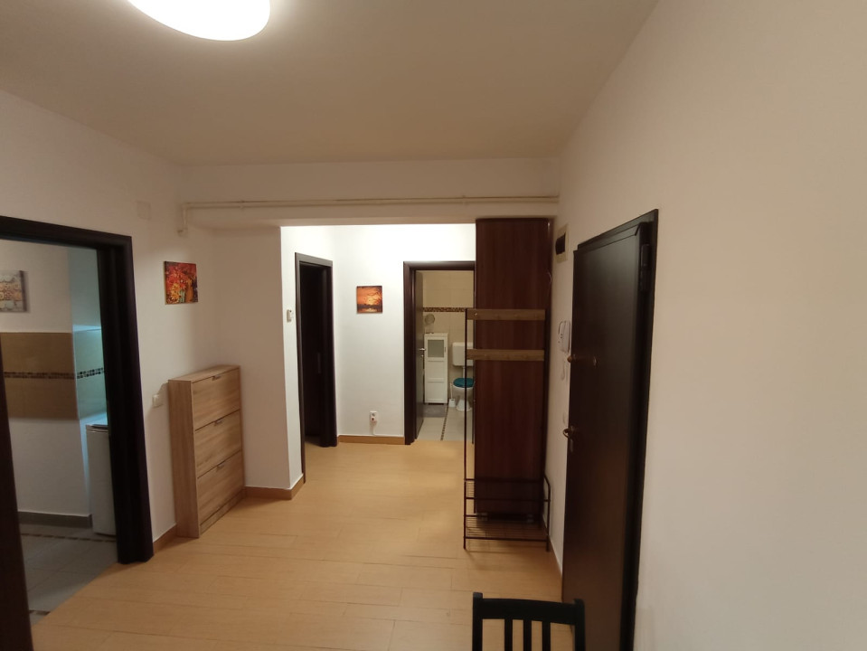 Apartament 2 camere decomandat etaj 3/7 ,metrou N.Grigorescu