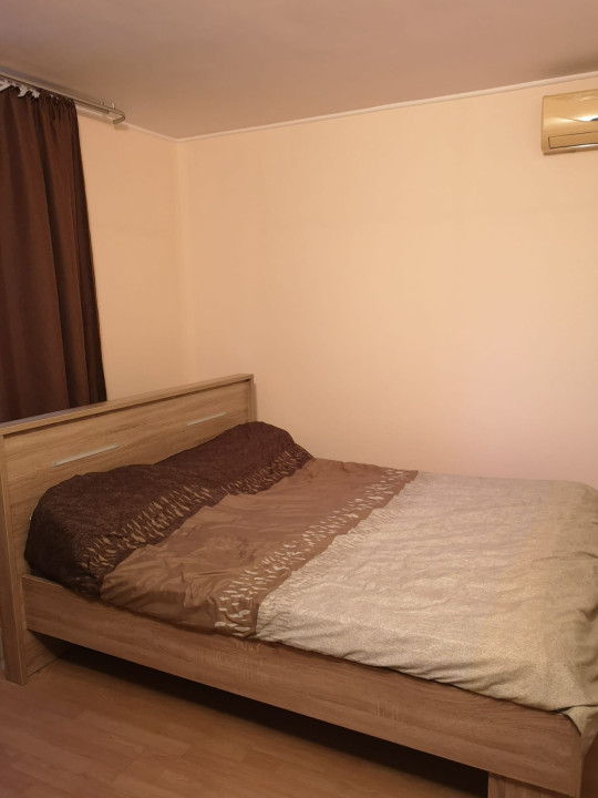 Apartament 3 camere- Bd.Chisinau- Decomandat-2 bai- Bloc reabilitat termic