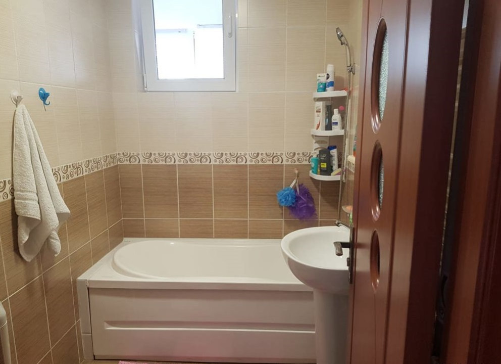 Apartament 4 camere Pantelimon-Soseaua Dobroesti