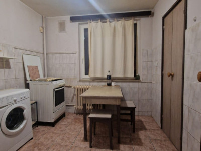 Apartament 2 Camere Balcon 12 mp  Berceni - Secuilor