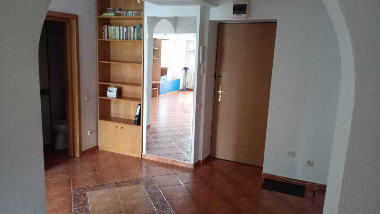 Apartament 2 camere, Pozitie avantajoasa, Camera de Comert