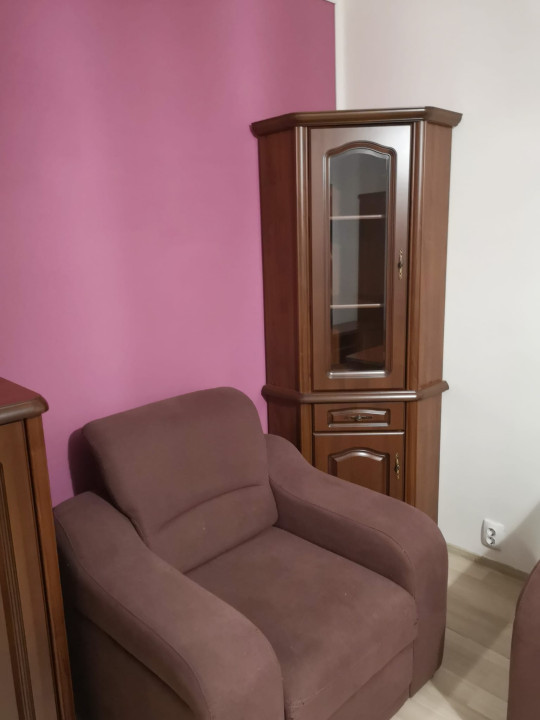 Apartament 3 camere decomandat etaj 1/10 zona Piata Progresului