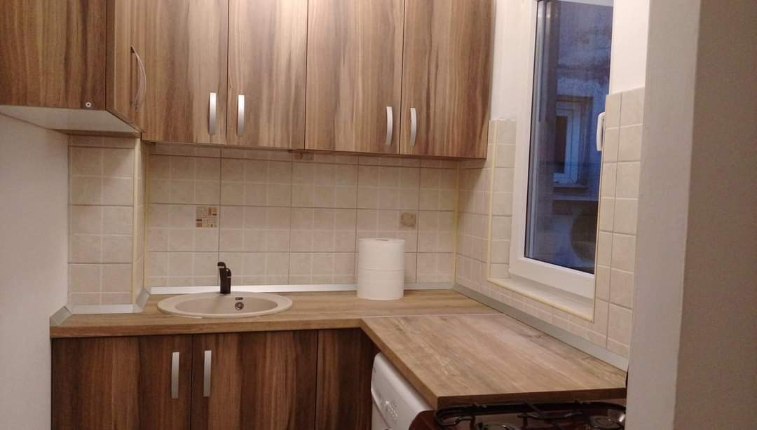 Apartament 2 camere decomandat etaj 9/10 la 3 min de Metrou Lujerului