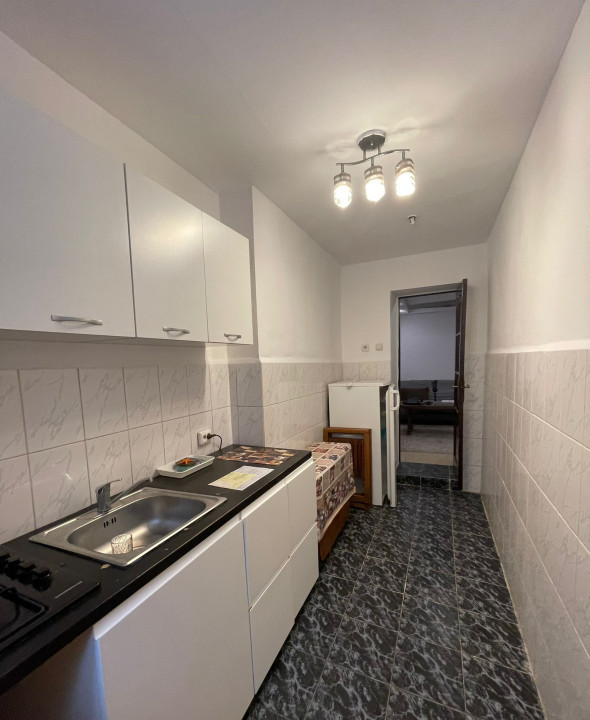 Apartament 2 camere, centrală proprie, în zona Sf. Ștefan - Mântuleasa