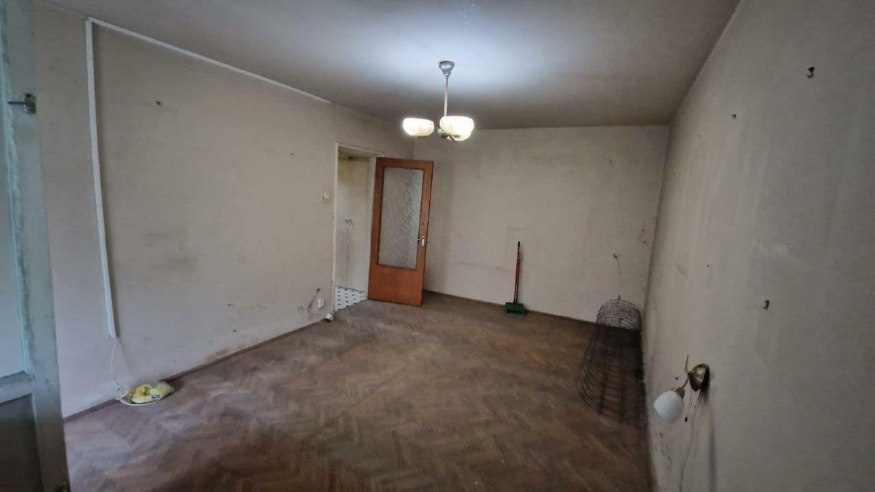 APARTAMENT 2 CAMERE DECOMANDAT ETAJ 3- SOSEAUA COLENTINA 