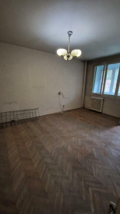 APARTAMENT 2 CAMERE DECOMANDAT ETAJ 3- SOSEAUA COLENTINA 