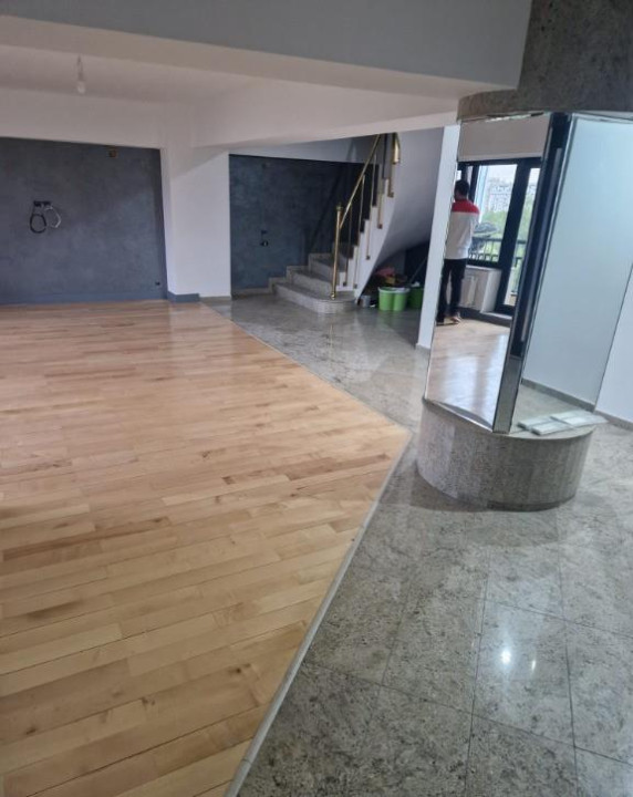 Apartament 4  camere - UNIRI - DECOMANDAT - 166mp- 