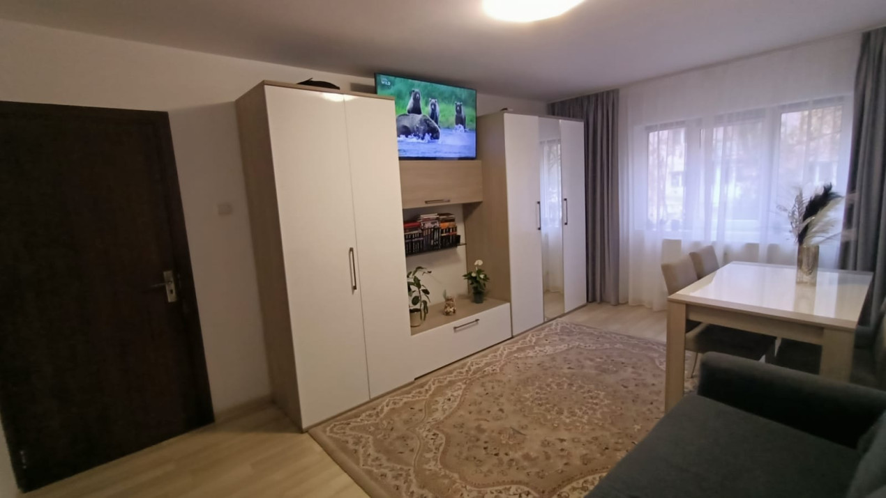 Apartament 2 camere-Decomandat-Crangasi-Etaj 1/4