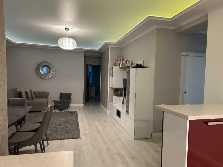 APARTAMENT 3 CAMERE BANEASA-MATERNITATEA MEDICOVER