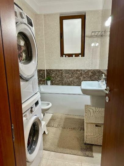 APARTAMENT 3 CAMERE BANEASA-MATERNITATEA MEDICOVER