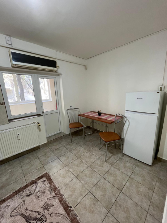 Garsoniera-DE-INCHIRIAT-PRETABIL-SPATIU-COMERCIAL-BRANCOVEANU