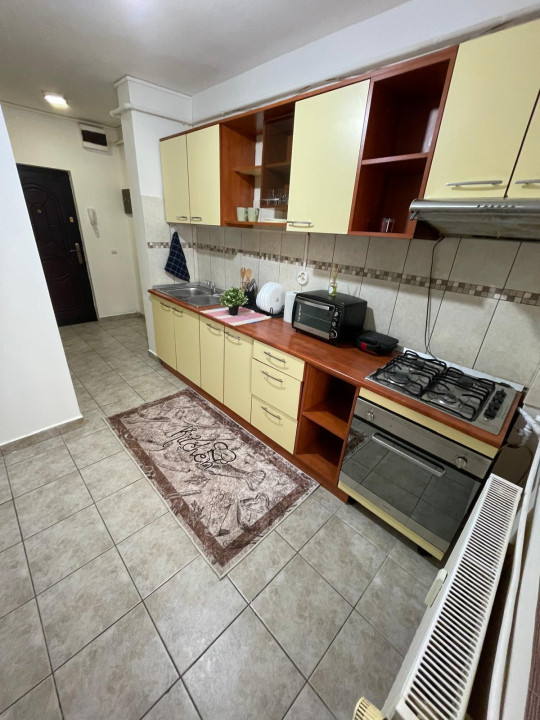 Garsoniera-DE-INCHIRIAT-PRETABIL-SPATIU-COMERCIAL-BRANCOVEANU