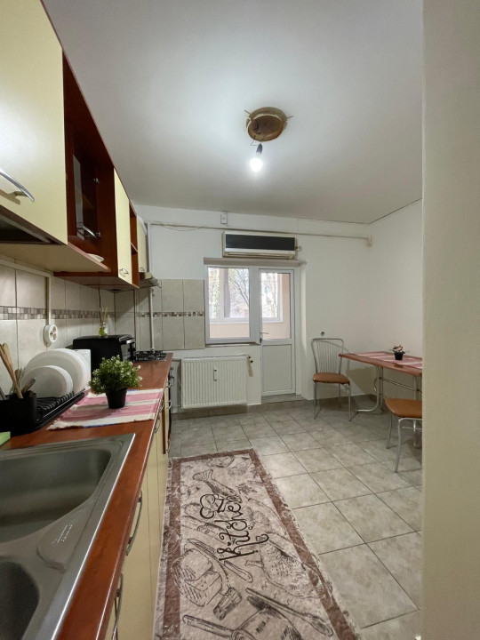 Garsoniera-DE-INCHIRIAT-PRETABIL-SPATIU-COMERCIAL-BRANCOVEANU