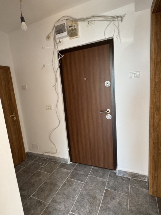 Apartament 2 camere semidecomandat - Stefan cel Mare -risc 2