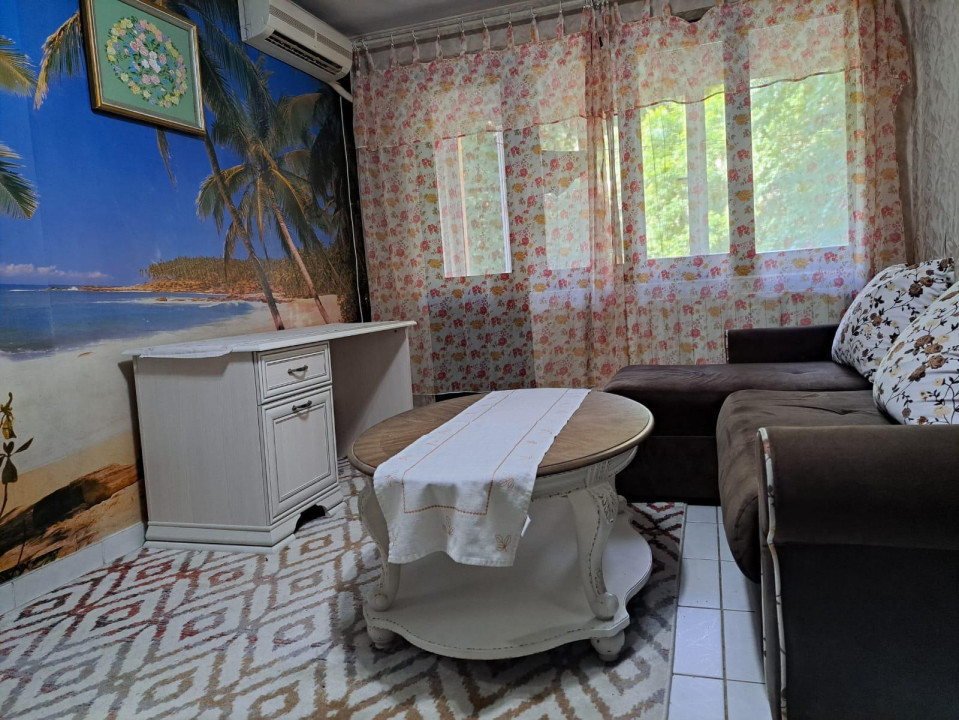 Apartament 2 camere- semidecomandat- zona Colentina