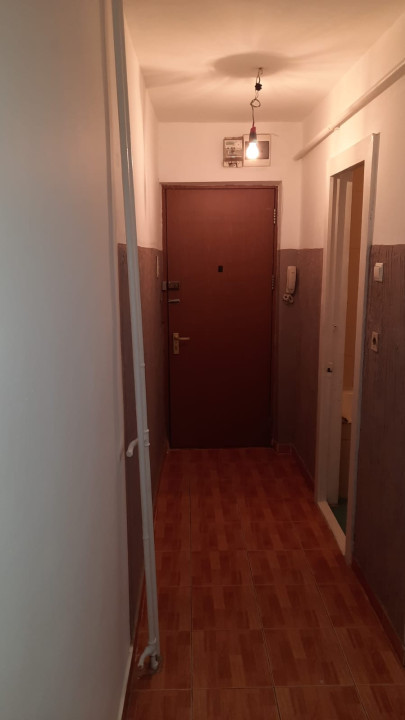Apartament 2 camere-decomandat-zona Colentina