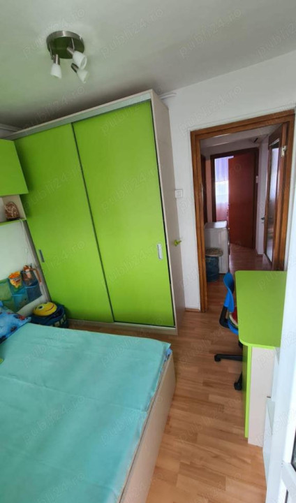 Apartament 4 camere Apusului