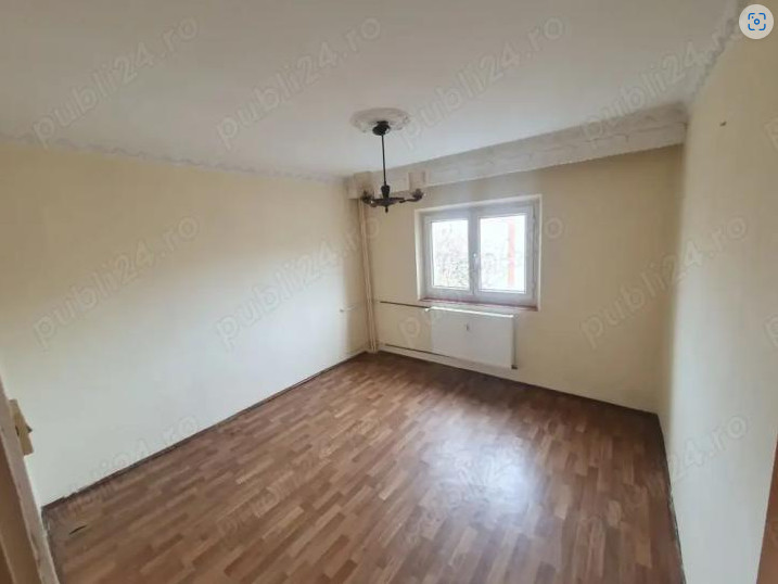 Apartament 3 camere-decomandat -zona Panduri