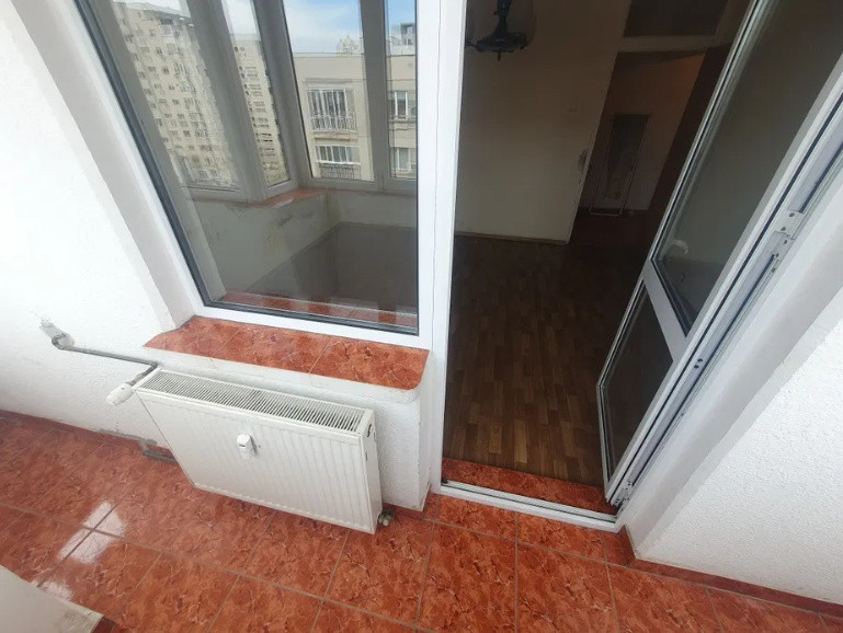 Apartament 3 camere-decomandat -zona Panduri