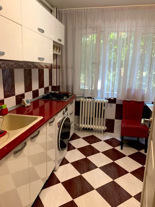 Apartament 3 camere Brancoveanu-Turnu Magurele