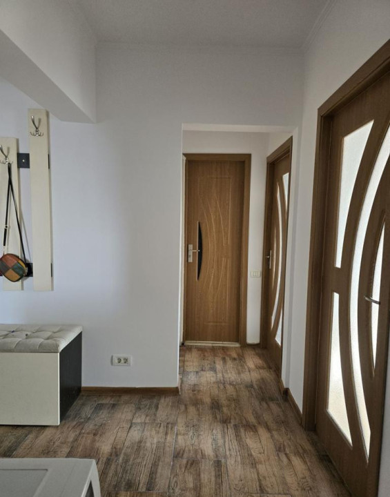 Apartament 4 camere Aparatorii Patriei- Centrala Propie