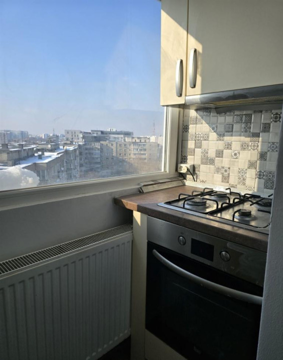 Apartament 4 camere Aparatorii Patriei- Centrala Propie