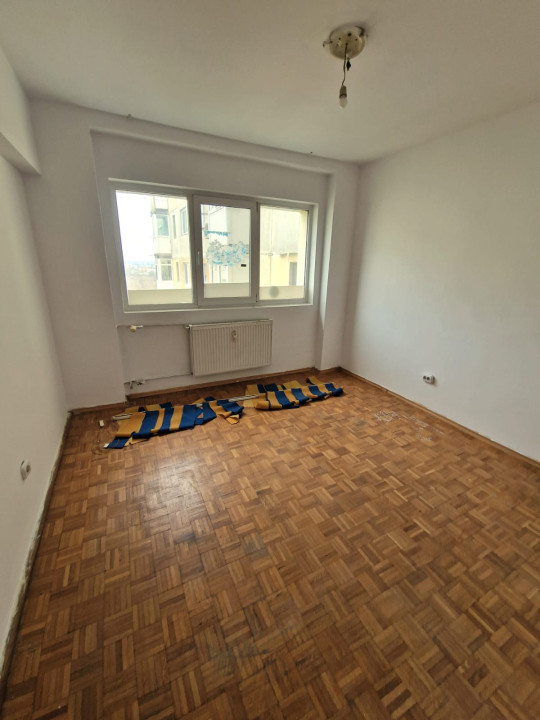 APARTAMENT 4 CAMERE - DECOMANDAT - 3 MIN PARC