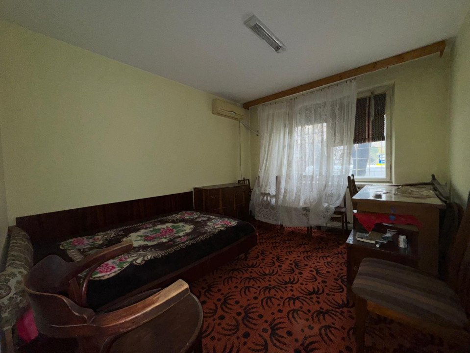 Apartament 4 Camere - 82 Mp - Plaza Romania- Lujerului