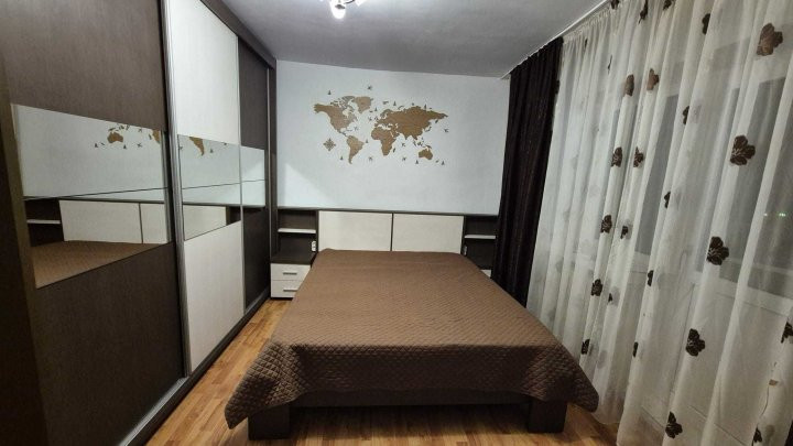 Apartament 3 camere 13 Septembrie