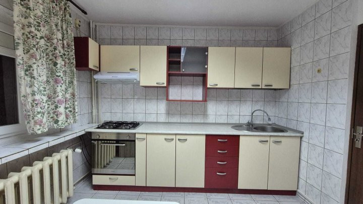 Apartament 3 camere 13 Septembrie