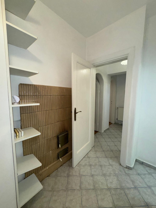 Apartament 4 camere - 110 Mp - Centrala proprie - Cotroceni