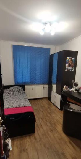 Apartament 4 camere-semidecomandat-zona Mega Mall