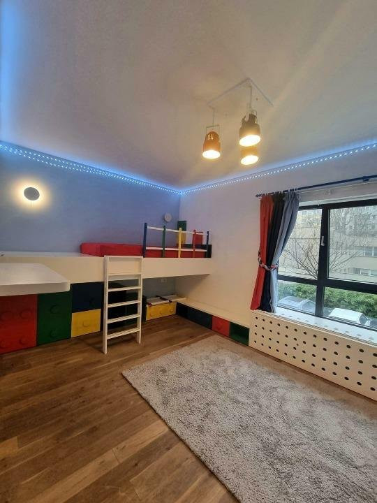 Apartament cu 6 camere - ZONA TEI 