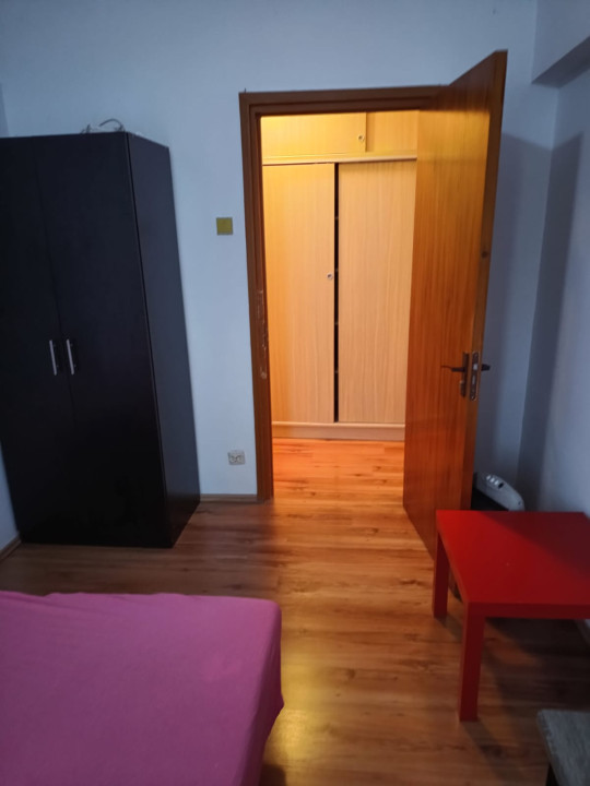 Apartament 3 camere decomandat - Parcul Morarilor 