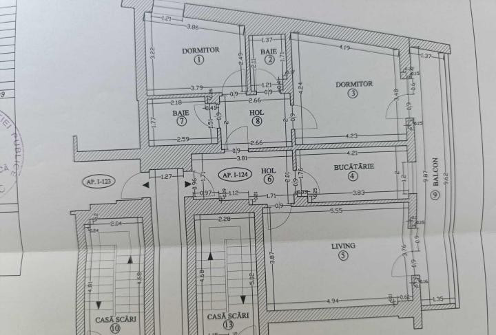 Apartament -3 camere -decomandat-Zona Colentina