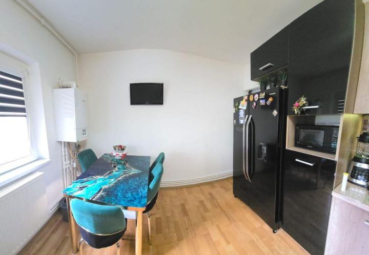 APARTAMENT 3 CAMERE Sebastian-Parc