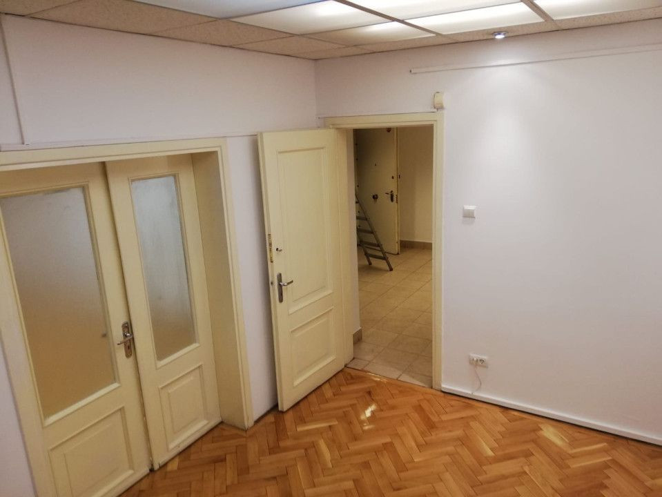 Apartament 4 Camere- zona Primaverii