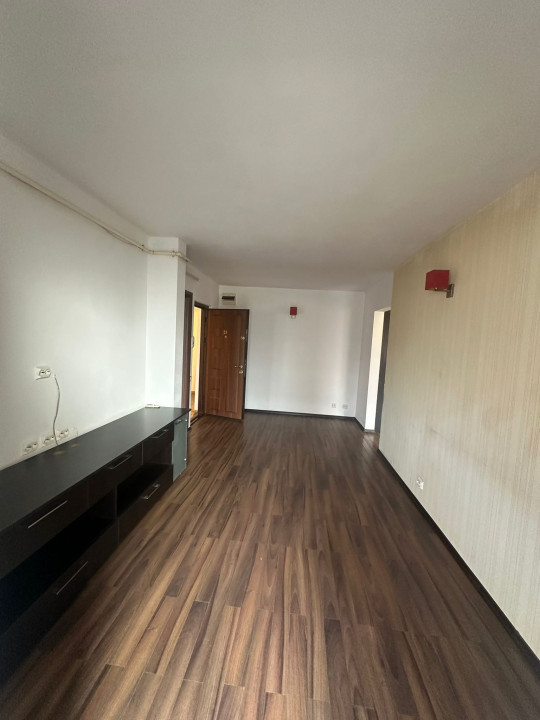 Apartament 2 camere decomandat-Radovanu-Colentina 