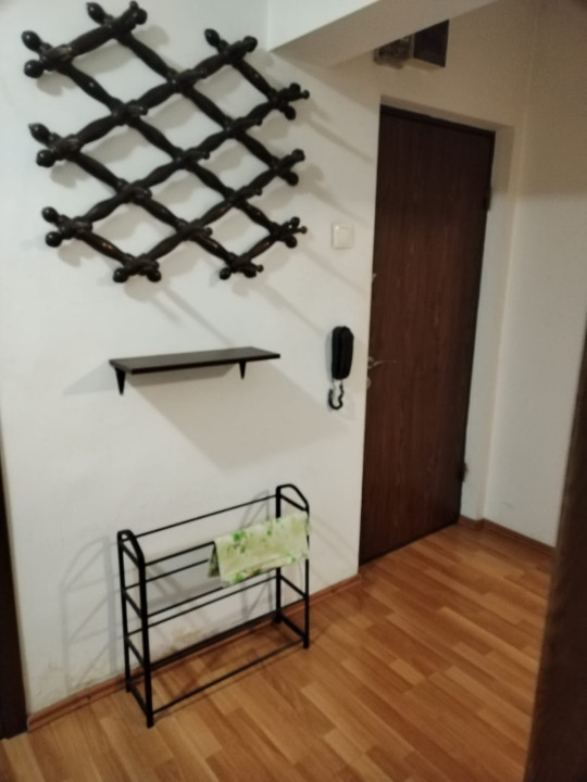 Apartament 2 camere etaj 2-an1982-Fabrica de Gheata 