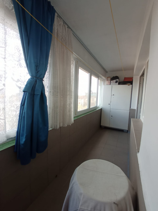 Apartament 3 camere semideomandat - Alexandru Obregia 