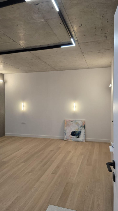 Apartament 4 camere + curte - zona Dorobanti