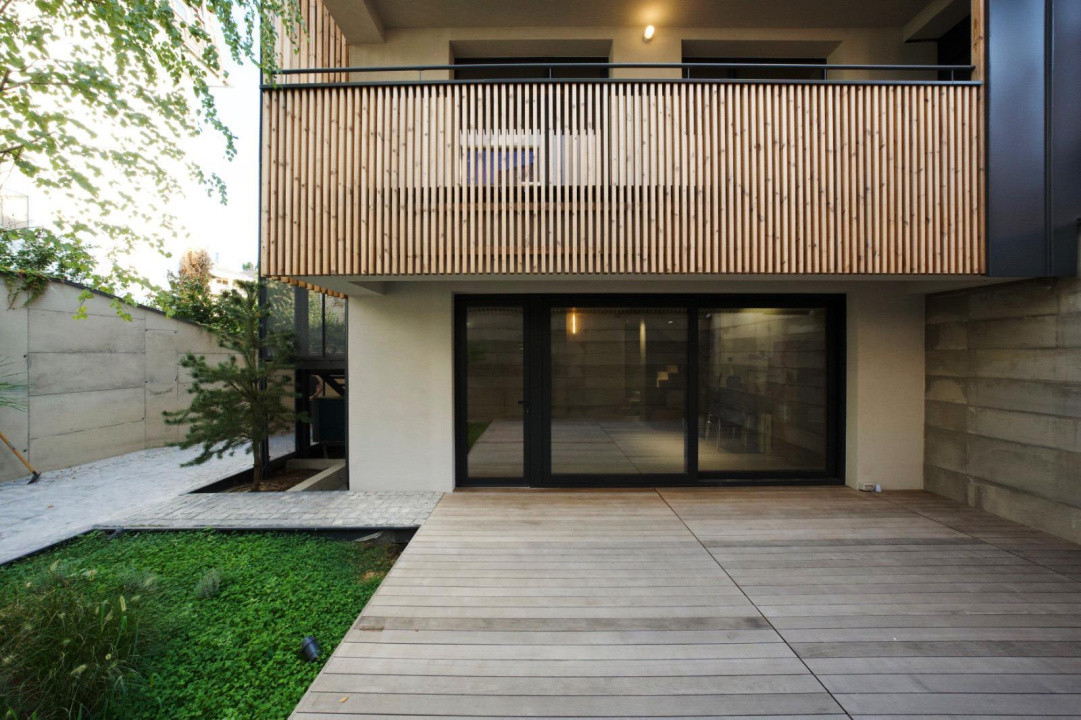 Apartament 4 camere + curte - zona Dorobanti