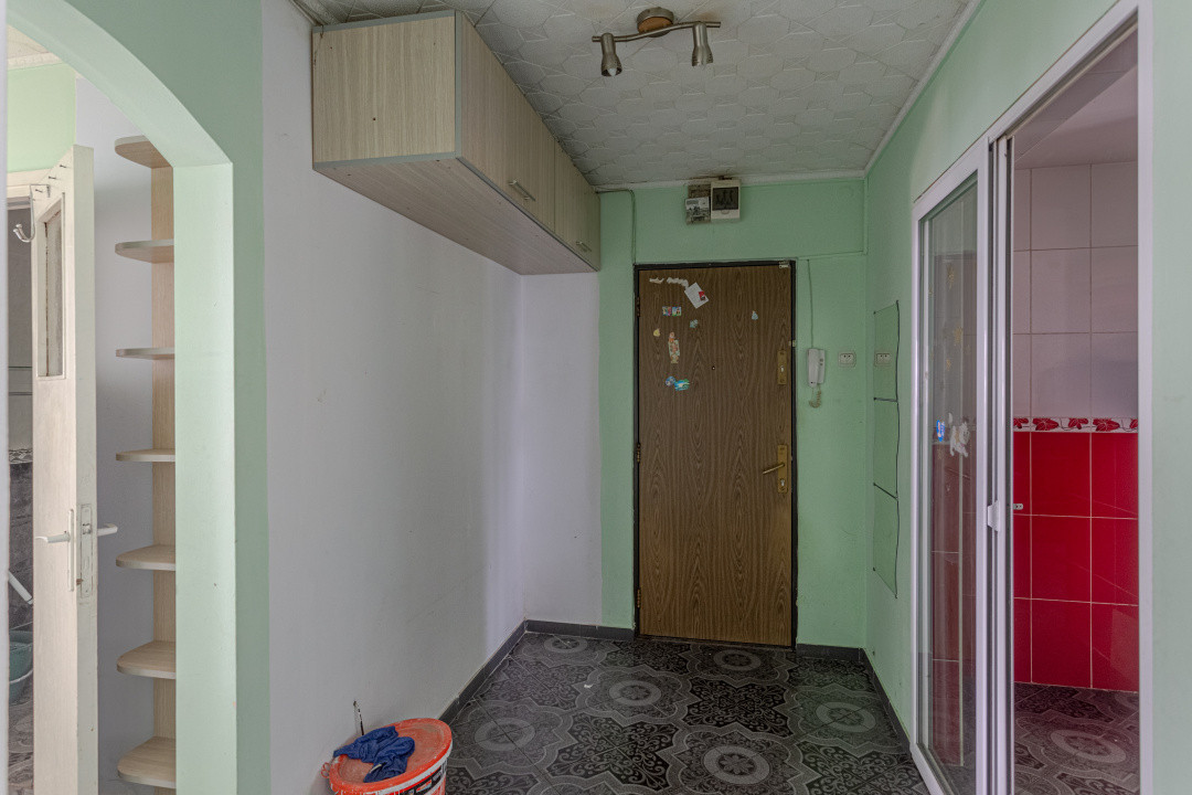 Apartament 3 camere decomandat-central propie-Izvorul Crisului