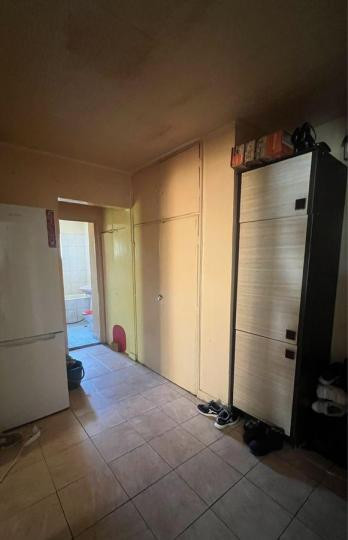 Apartament -2 camere -decomandat-Zona Colentina