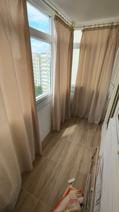 Apartament -2 camere -semidecomandat-Zona Colentina