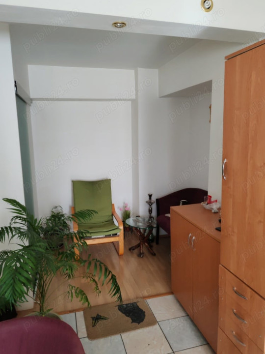 Apartament 3 camere - DECOMANDAT-  zona ALEXANDRIEI - MARGEANULUI 