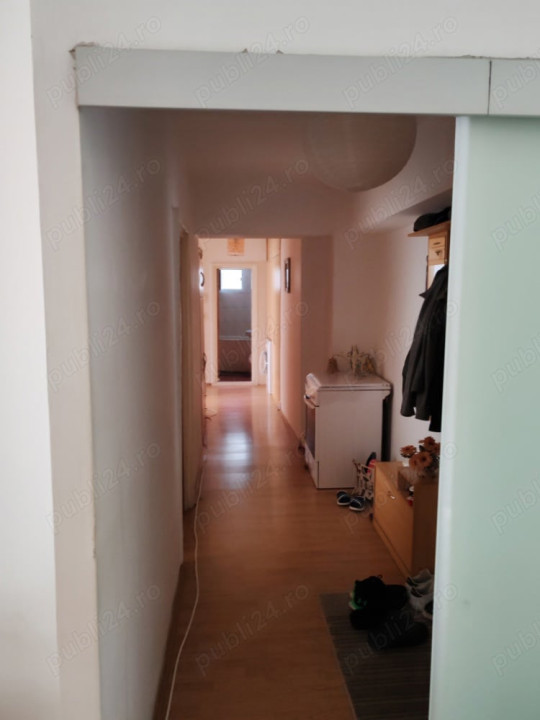 Apartament 3 camere - DECOMANDAT-  zona ALEXANDRIEI - MARGEANULUI 